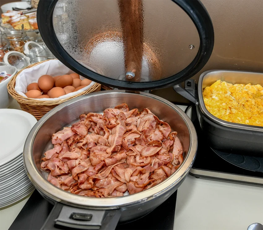 Breakfast buffet with bacon and scrambled eggs, Lago di Garda